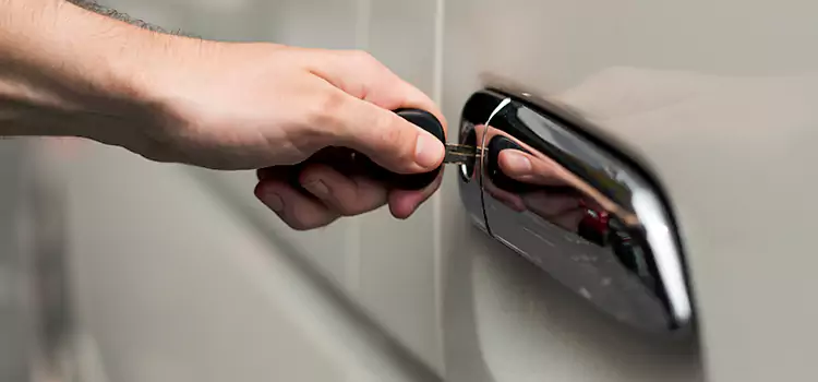 Why Choose Our Auto Locksmith Team in Keystone, FL?